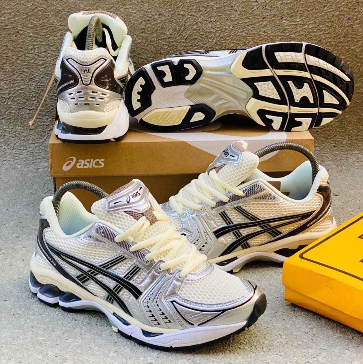 luxury low ankle tongue sneakers (copy)