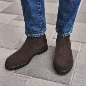 men's versatile chelsea boot