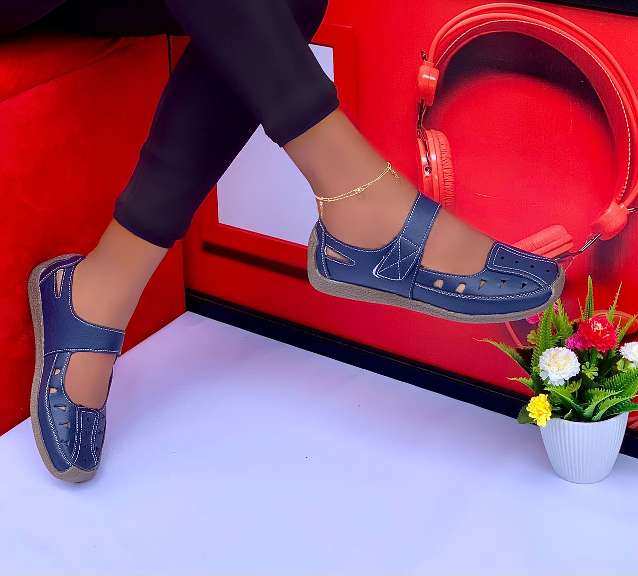 black leather strappy heeled sandals (copy)