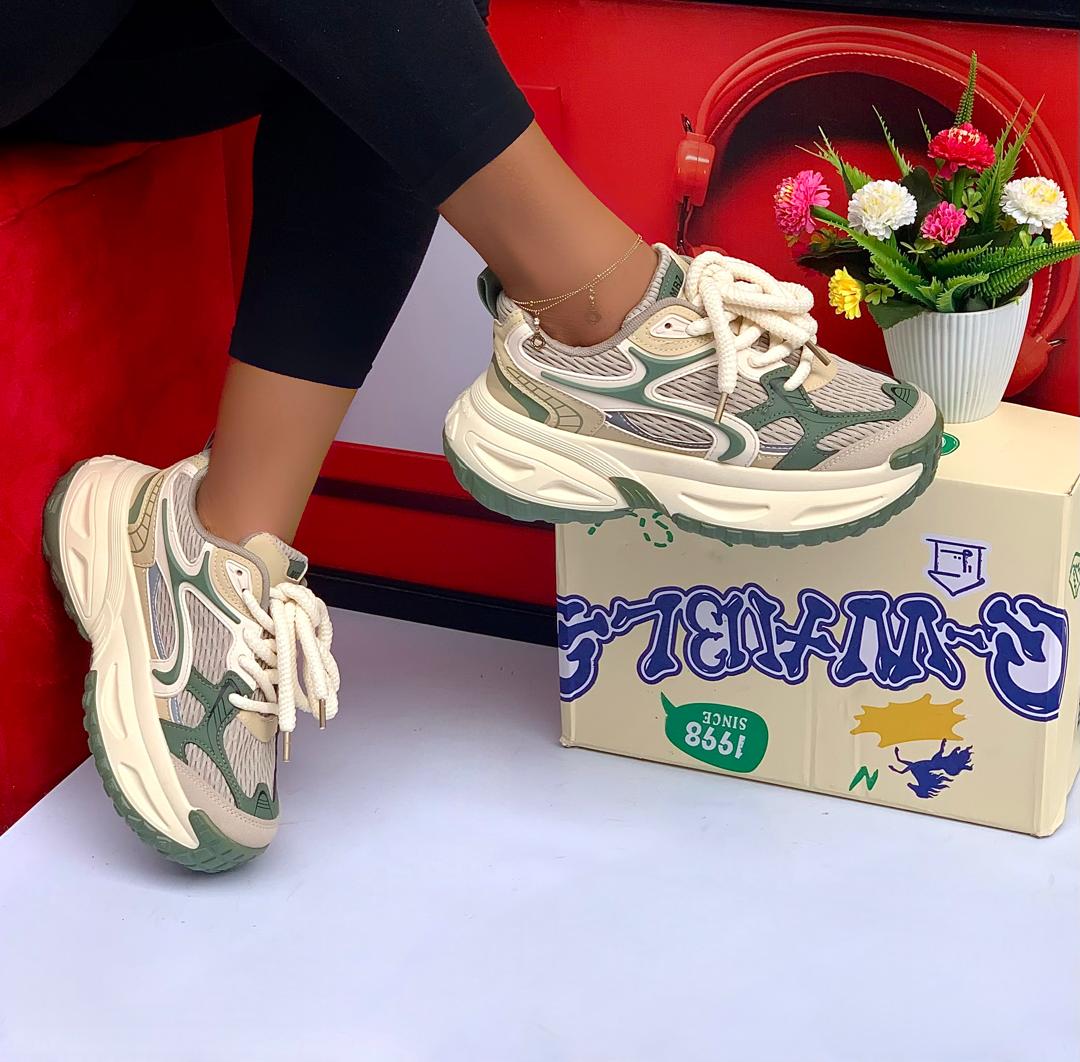 converse chuck taylor all star sneakers (copy)