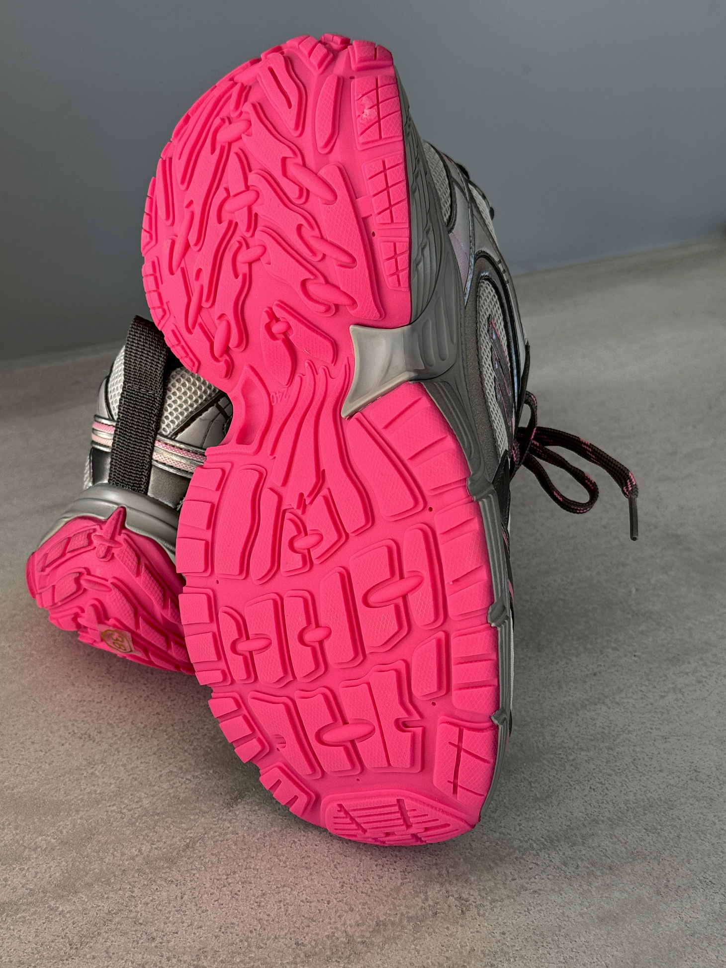 chunky futuristic retro breathable sneakers (copy)